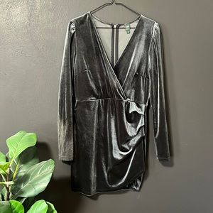 Wild Fable - slate grey velour dress. Size M - Zips up in the back!